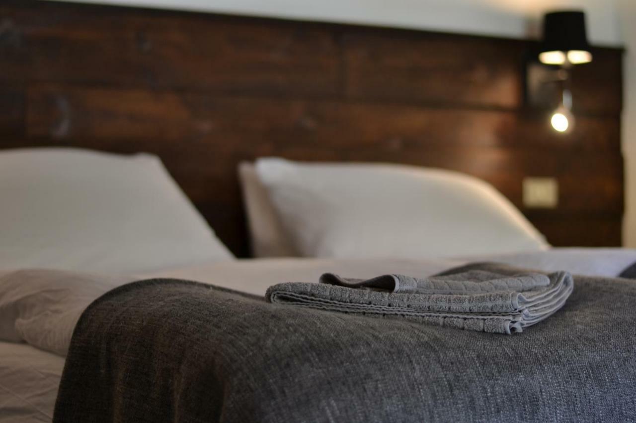 Hotell Millefiori- Alpine Event Lodge วัลตูร์นอนช์ ภายนอก รูปภาพ