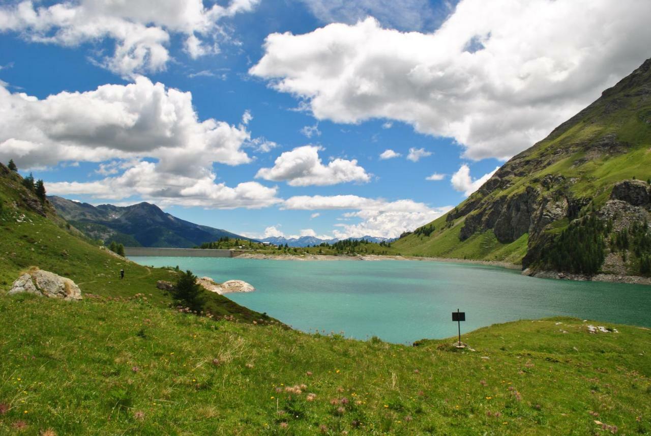 Hotell Millefiori- Alpine Event Lodge วัลตูร์นอนช์ ภายนอก รูปภาพ